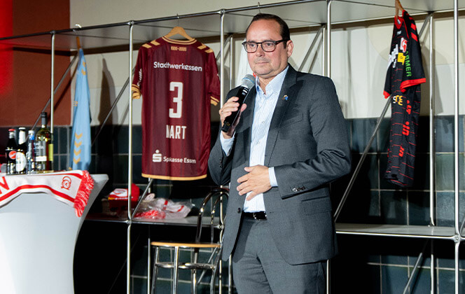 Sport Auto Plus Auto-Abo TUSEM Essen Saisoneröffnung 26/27 Thomas Kufen